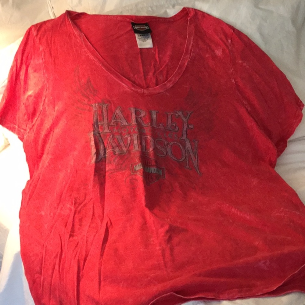 🍒 Cherry Red HD V-neck Tee